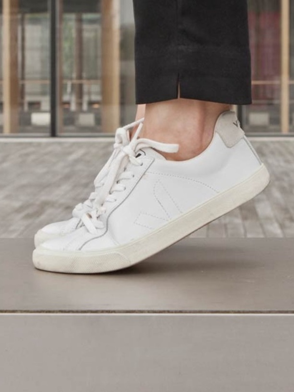 VEJA ESPLAR LEATHER WHITE